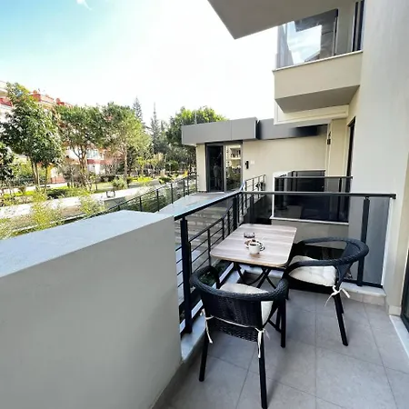 Qoople Saga 2 Apartment In The Heart Of Alanya And Near The Sea Apartament